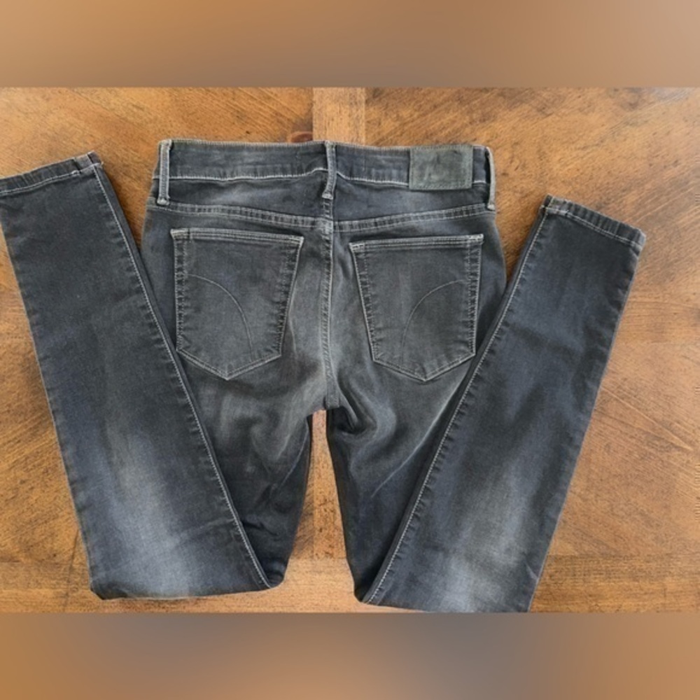 UGC 👖JOE’S👖The Icon Ankle MID-RISE SKINNY ANKLE FLAWLESS / Gray/Blue / Sz 26